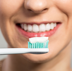 toothpaste teeth whitening
